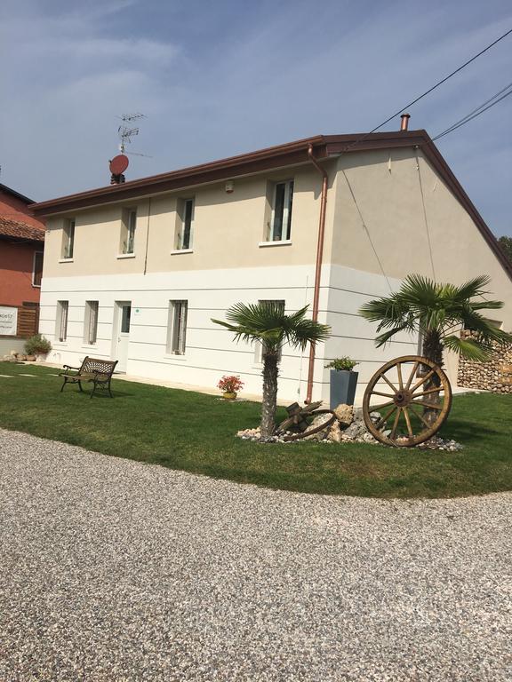 Bb Masotte Bed & Breakfast Sommacampagna Exterior photo